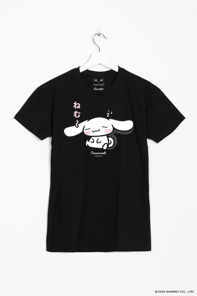black roblox t shirt in 2022  Roblox t-shirt, Korean girl fashion